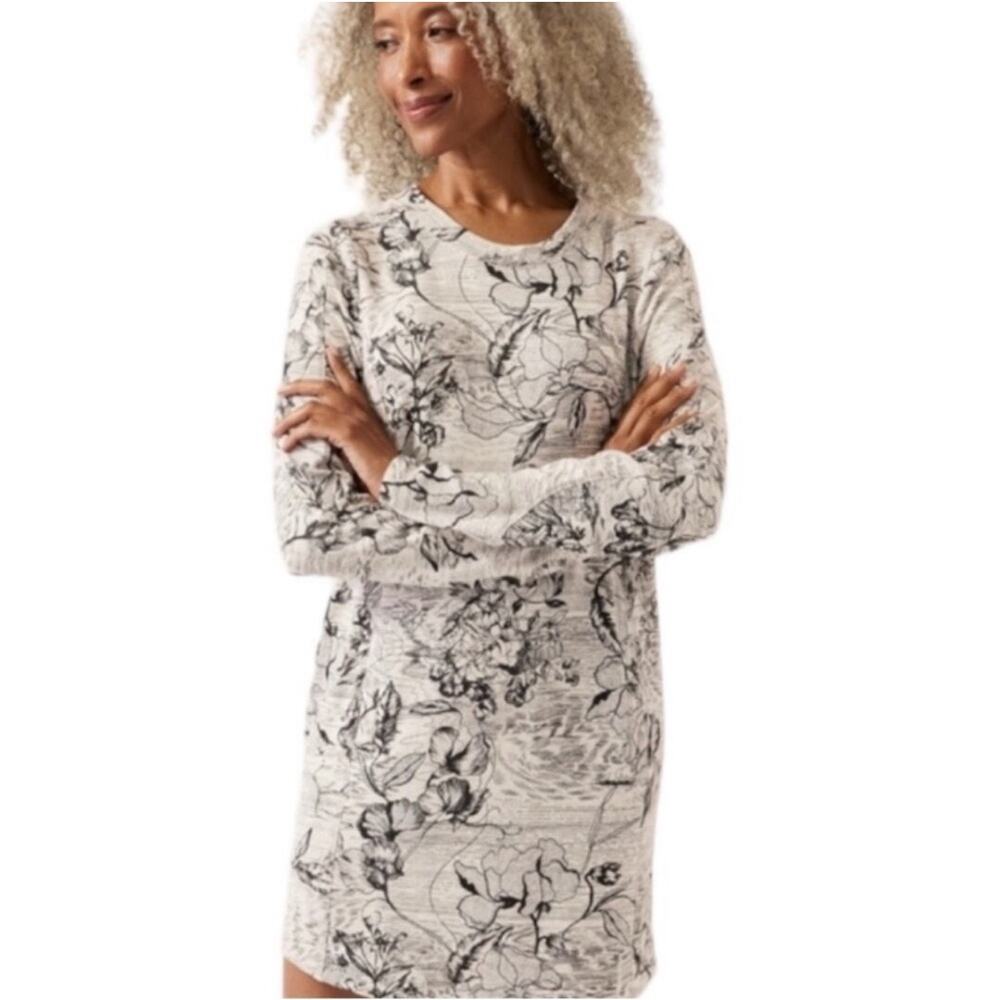 Women’s Athleta Balance Floral Grey and Black Sweatshirt Dress Size S
